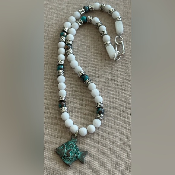 20-1/2 inch Alabaster bead Necklace NWOT - Picture 8 of 9